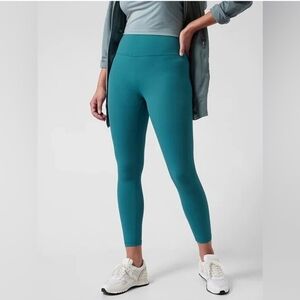Athleta Transcend 7/8 tights